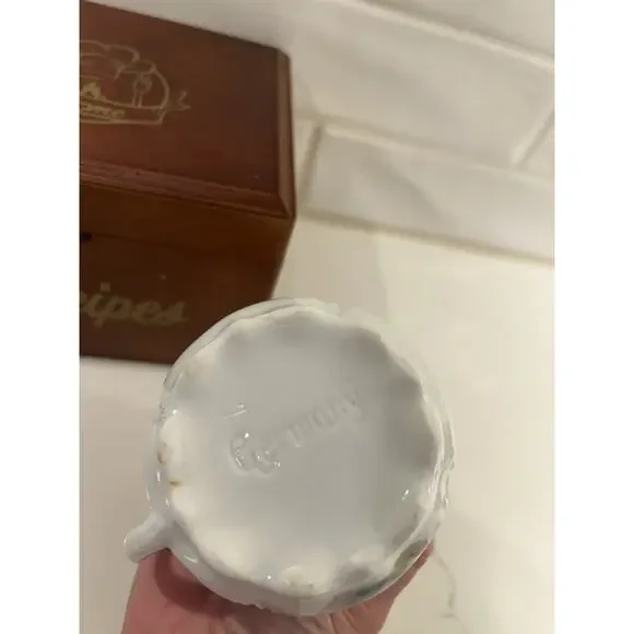 ANTIQUE PORCELAIN CREAMER FRUIT DESIGN Berries ORNATE SHAPE MARKED GERMANY - Picture 7 of 9